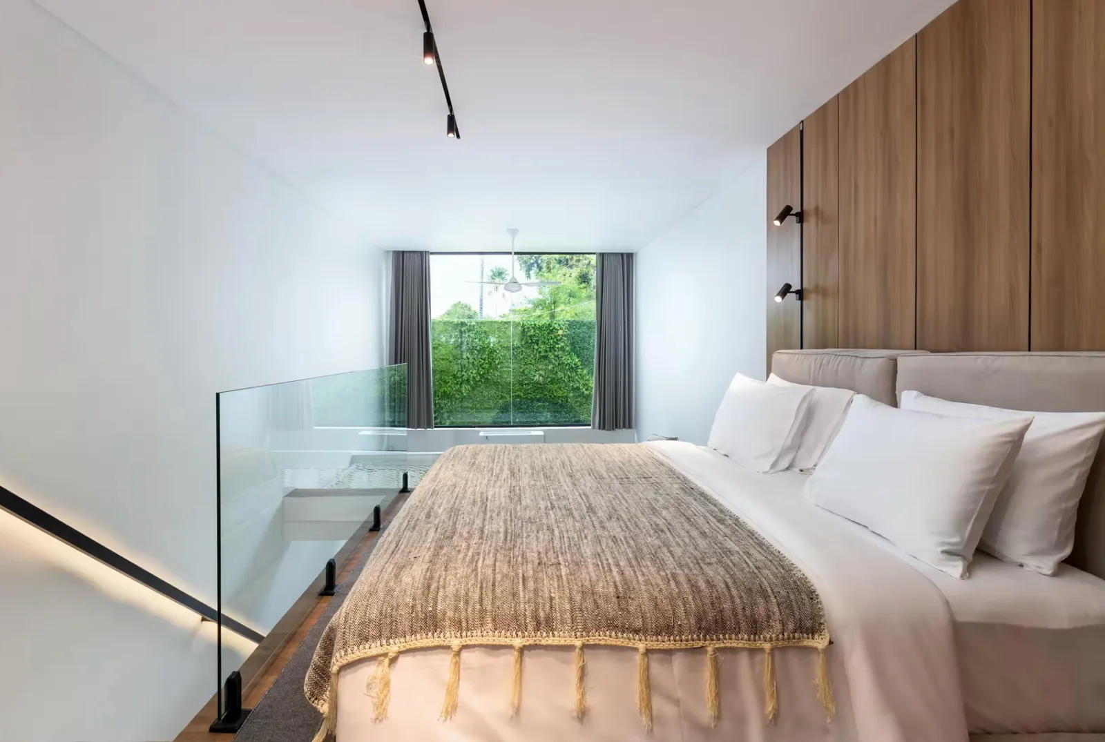 Alex Villas · Pererenan Complex 3 — спальня
